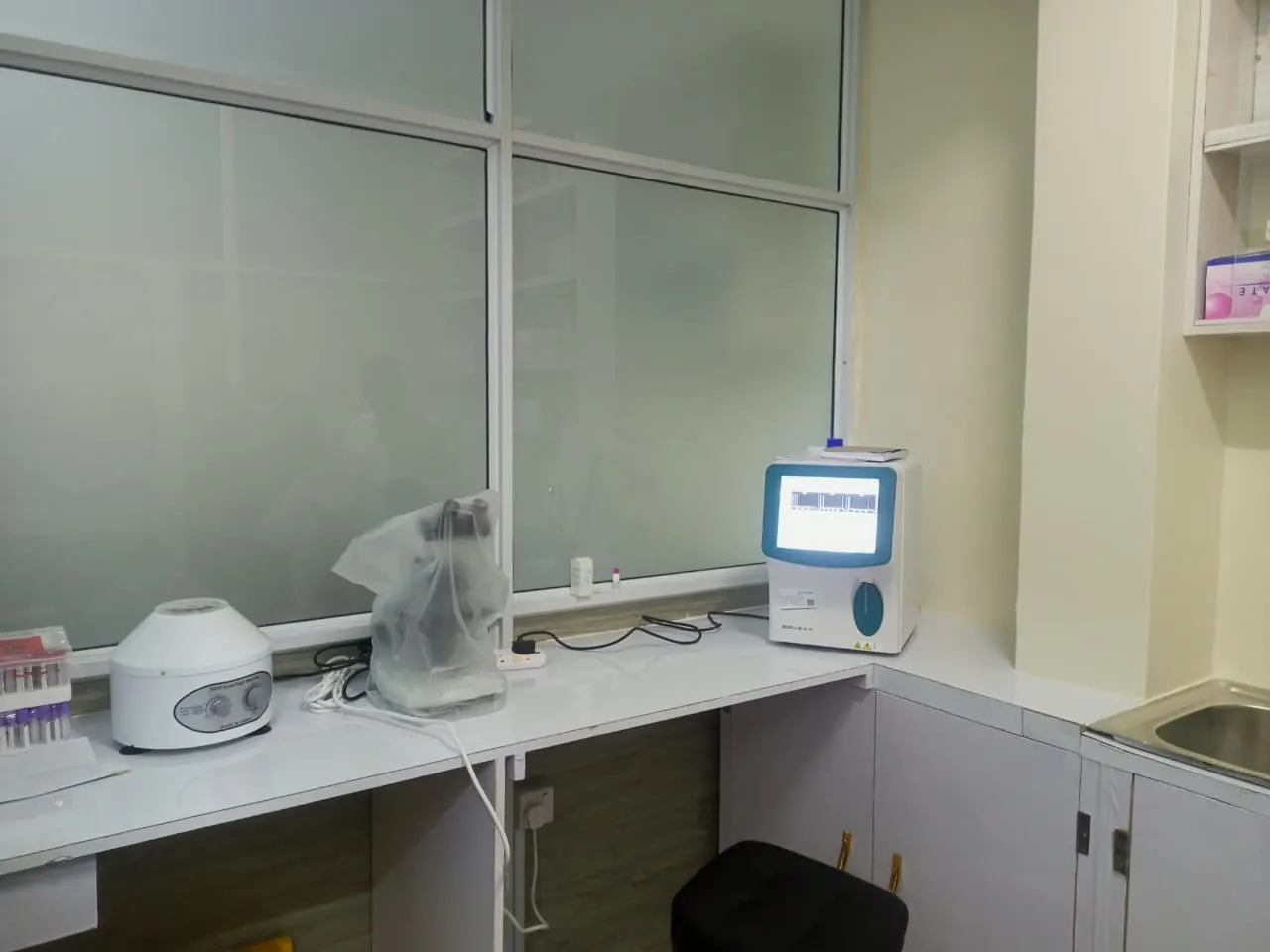 Anecate Medical Centre laboratory area
